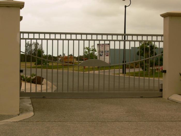 Gates commercial gate