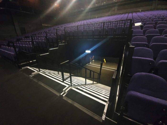Crowd control barriers for rent near me