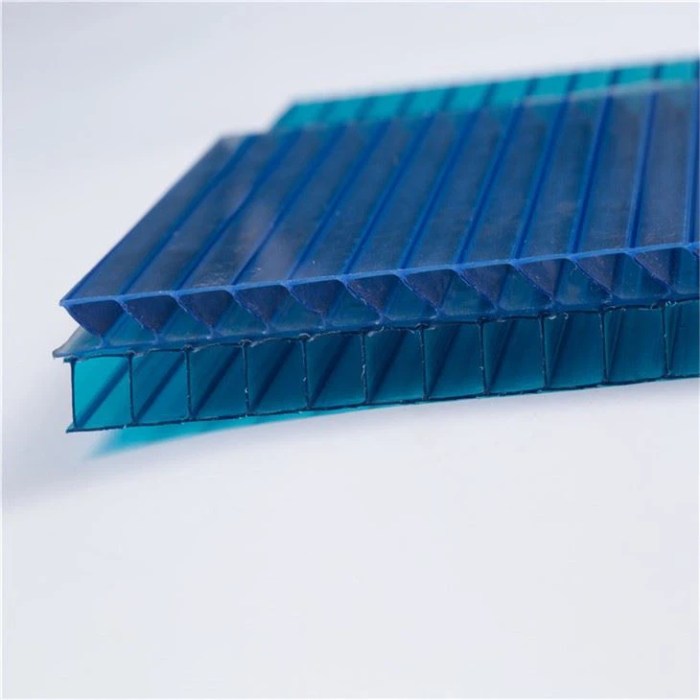 Polycarbonate cladding panels