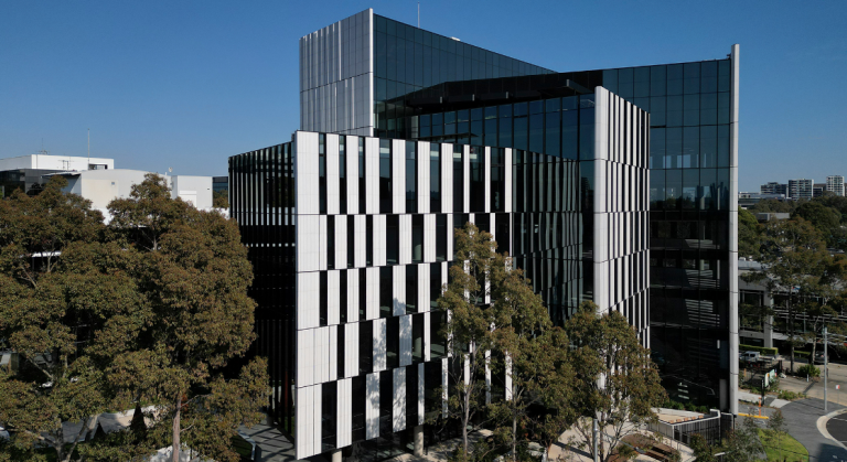 Energy-Efficient Facade Solutions in Australia: Complete Guide for Sustainable Buildings