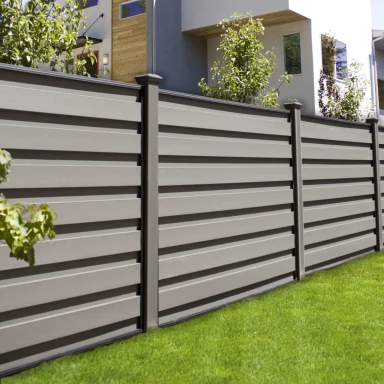 Contemporary Garden Fences France: Modern Designs for Privacy and Elegance